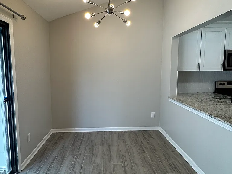 7801 Renaissance Ct — Photo 14