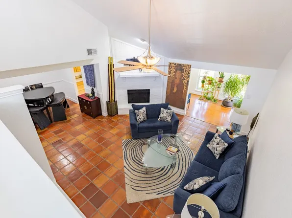 117 Brentwood Ct, Irving, TX 75061