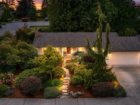 15041 SE Fairwood Boulevard, Renton, WA 98058