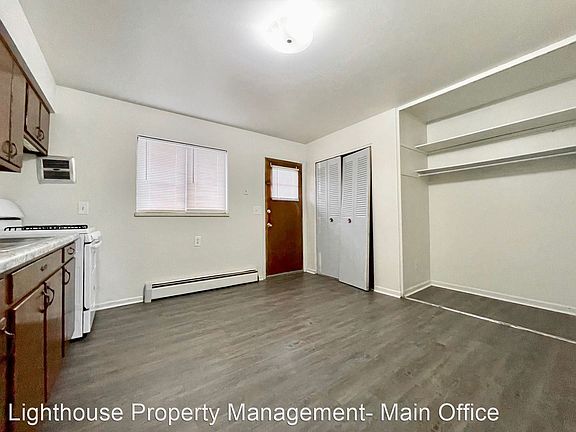 2nd image of 2876 Taft Ave SW APT 2