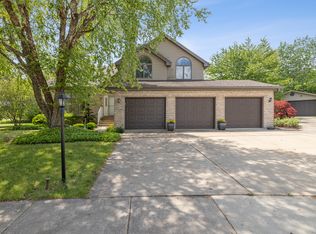 17038 Sycamore Ln, Oak Forest, IL