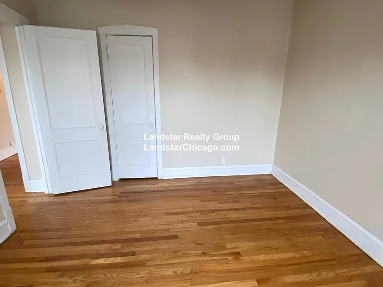 1963 W Foster Ave #3 — Photo 13