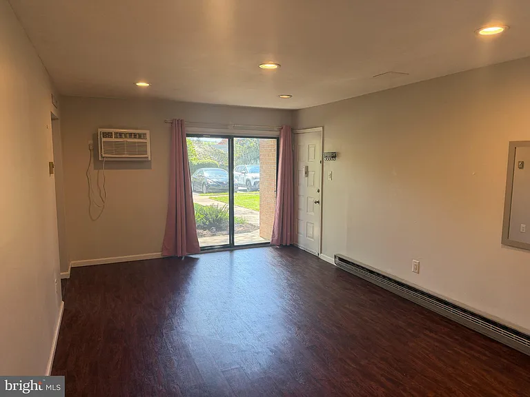 612 N Shady Retreat Rd #11 — Photo 4