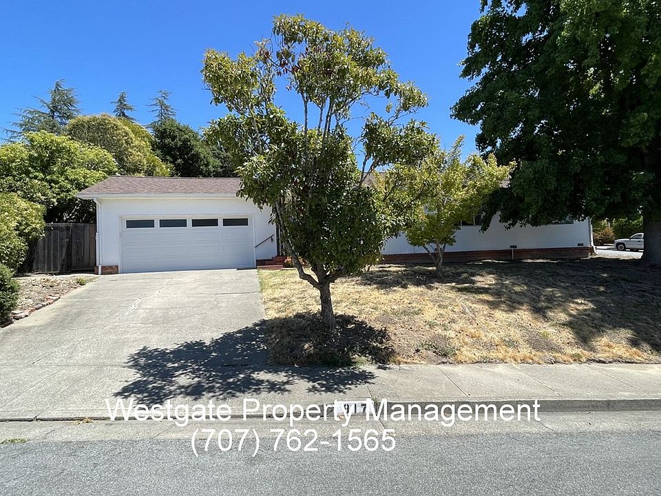 1st image of 917 Middlefield Dr
