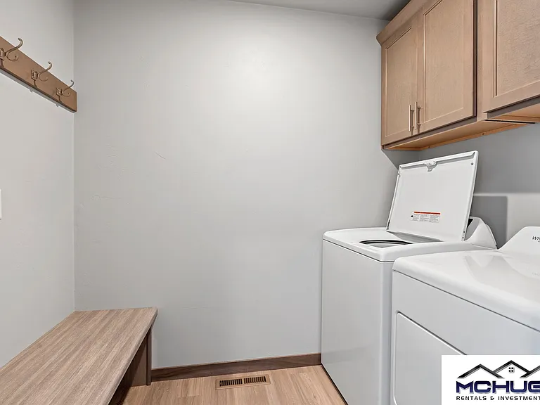 1717 Freeman Dr — Photo 15