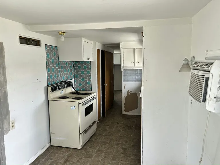 147 Southland Ct #147 — Photo 5