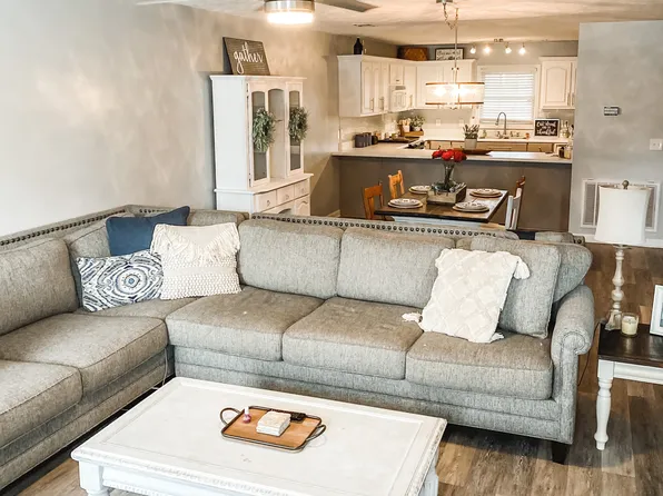 147 Harmon Dr Unit E, Auburn, AL 36832