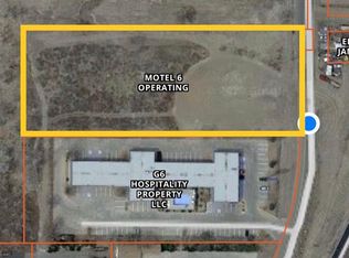 Cedar St, Raton, NM 87740