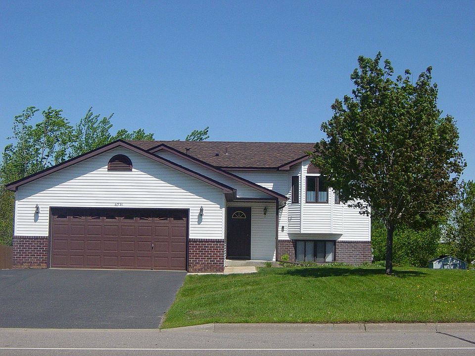 Immaculate Split Entry Home