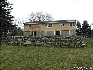 3rd image of 5987 Sewickley Dr