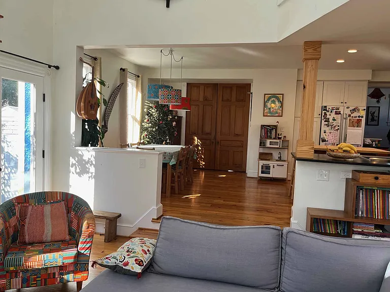 107 Elm Ave — Photo 3