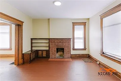 2064 Indianola Ave — Photo 18