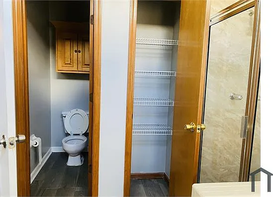 695 Paris Dr — Photo 18