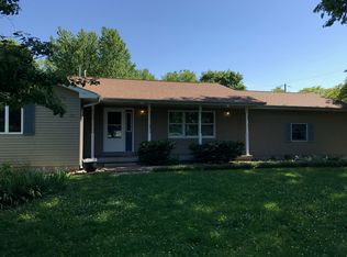 121 E Montgomery St, Niantic, IL