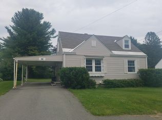 92 Crestmont Rd, Bangor, ME 04401