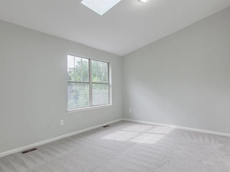 819 Jubal Way — Photo 14