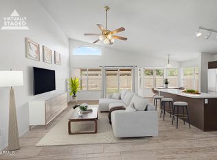 446 W MENDOZA Circle, Mesa, AZ 85210