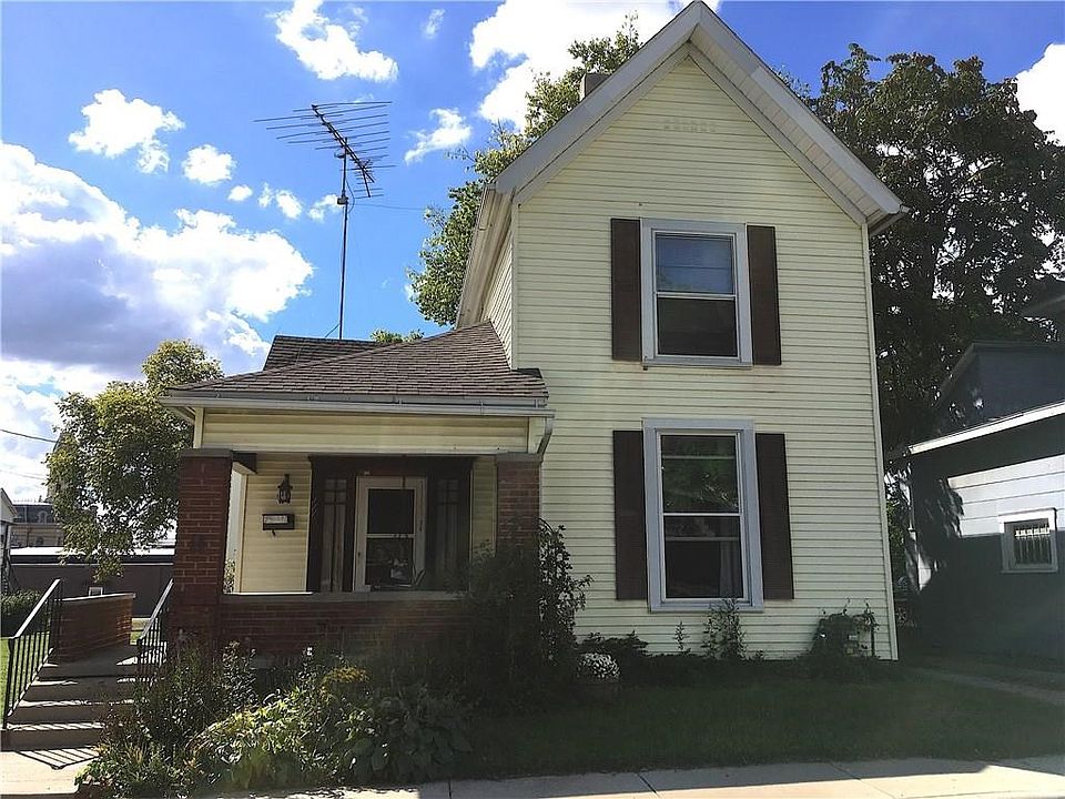 1st image of 111 N Park St