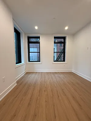 Rented by CITY SPHERE | media 2