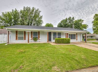 1758 S Spruce Ave, Broken Arrow, OK 74012