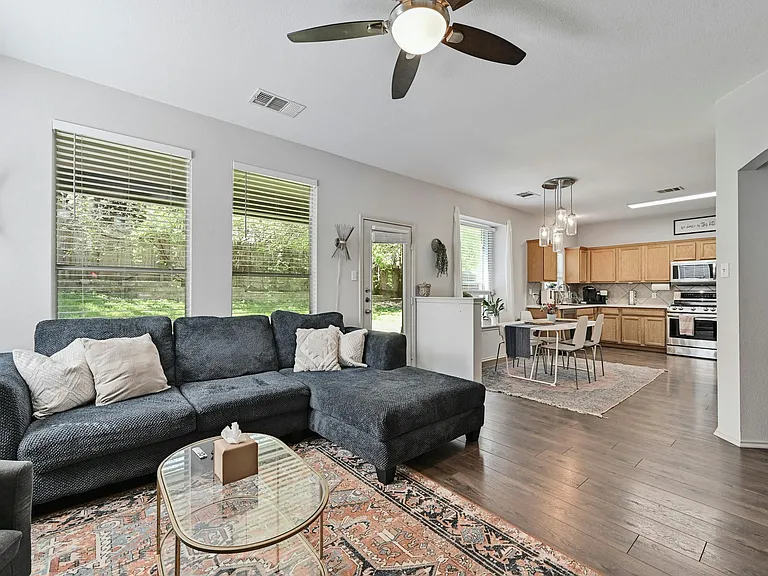 2213 Hazen Ln — Photo 14