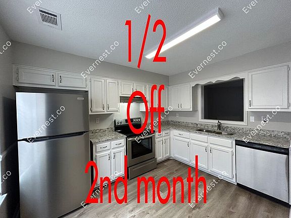 2nd image of 524 Creekwood Cir S