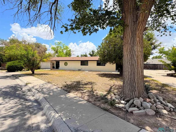 108 Clubview Cir, Dexter, NM 88230