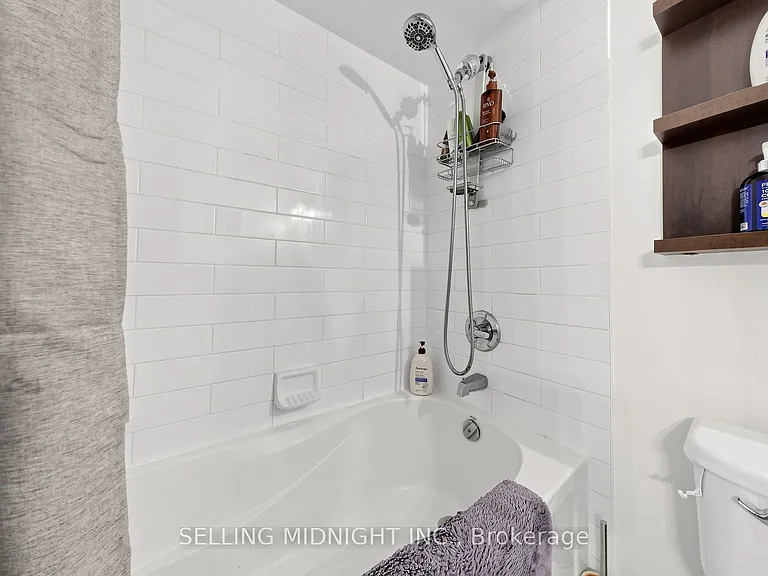 80 Western Battery Rd #307 — Photo 21