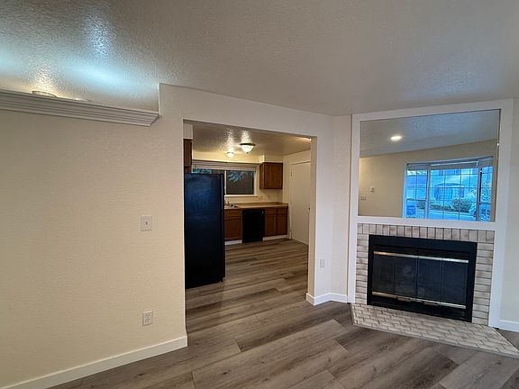 2nd image of 821 Kaiser Rd NW APT 3D