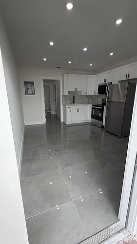 935 Jefferson Ave #10 Photo 1