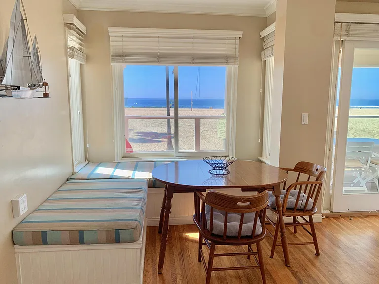 3003 Ocean Front Walk #1/2 — Photo 13
