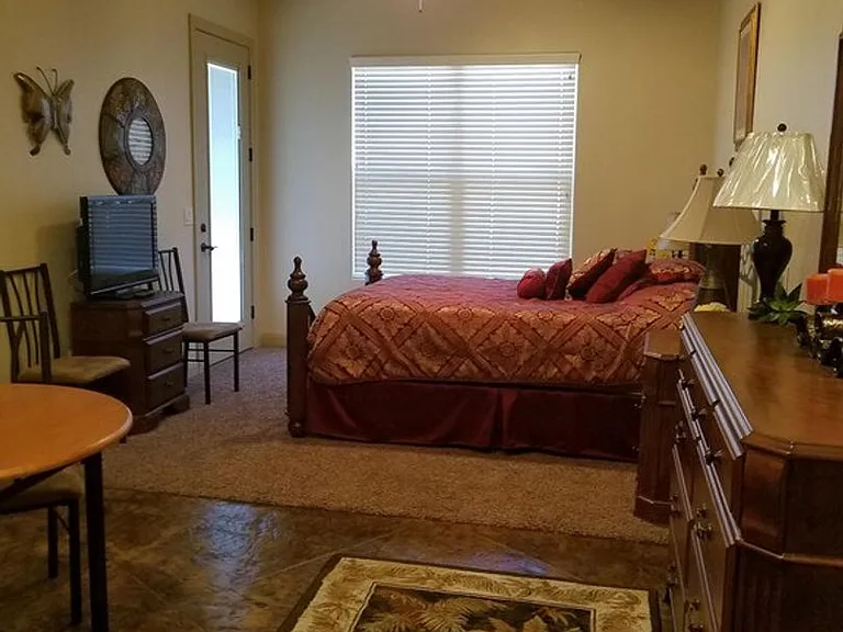 156 S Crest Line Dr — Photo 14