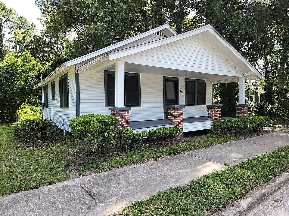 1st image of 418 Duval St NE