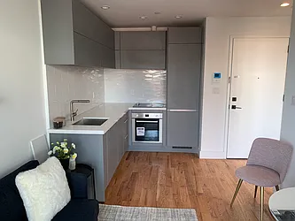Rented by Roomeze