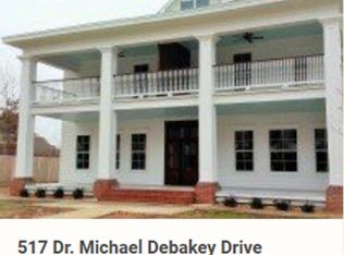 517 Dr. Michael Debakey Drive, Lake Charles, LA 70601