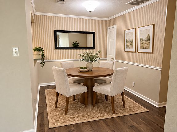 2nd image of 2412 Enfield Rd APT 9