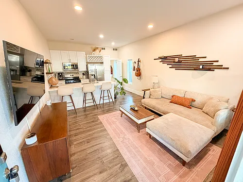 467 Fox St Photo 1