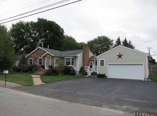 1 Birchcrest St, Burlington, MA 01803