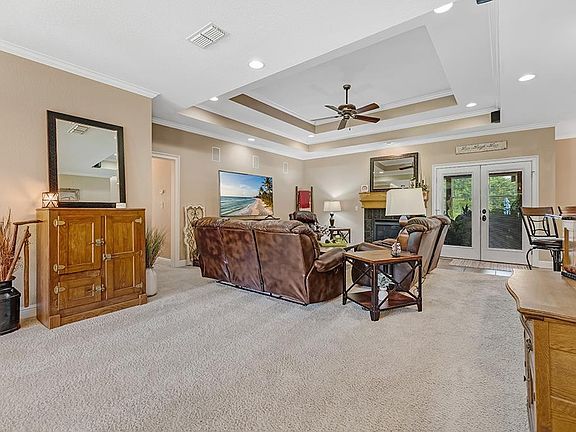 5th image of 325 Shirley Ln
