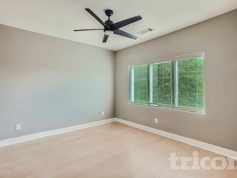 865 Cavanaugh Ave SE — Photo 14