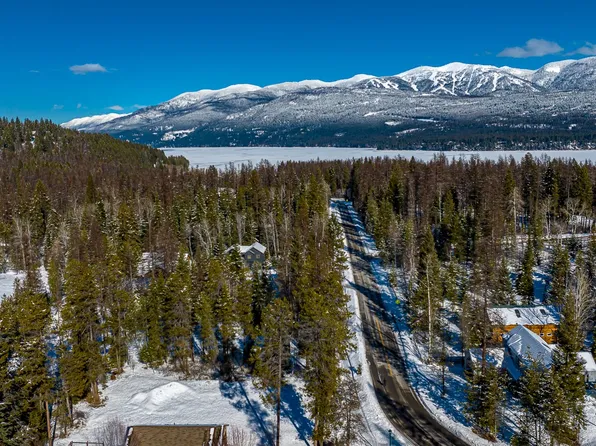 1028 Patton Ln, Whitefish, MT 59937
