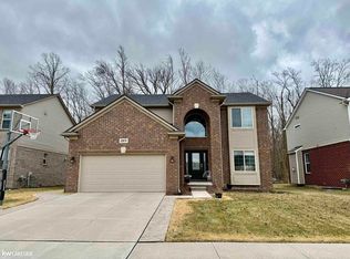 23670 Melrose Ln, Macomb, MI 48042