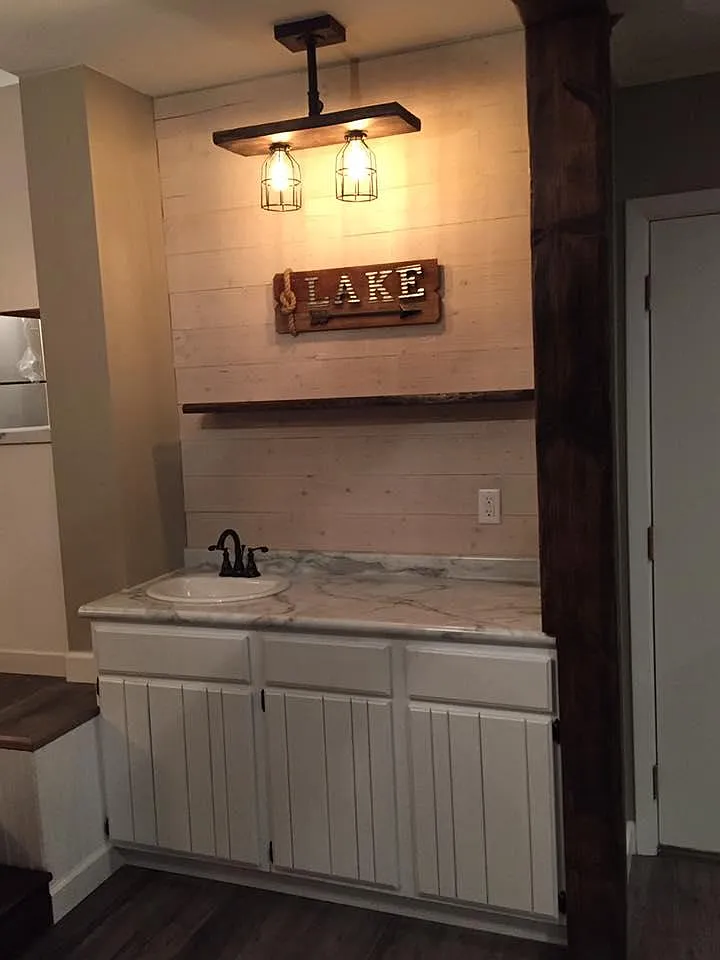 6 bed, 2400 sqft, $3,200 — Photo 4