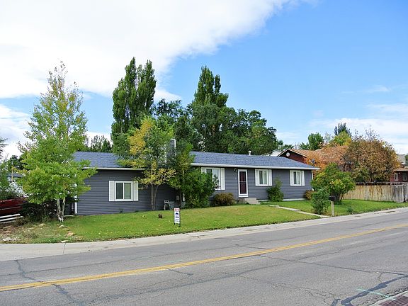 2nd image of 300 Winterhawk Dr