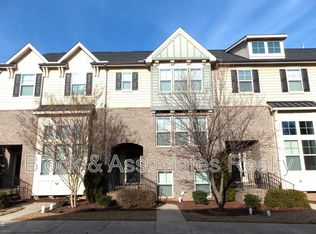 509 N Tunstall Ave, Apex, NC 27502