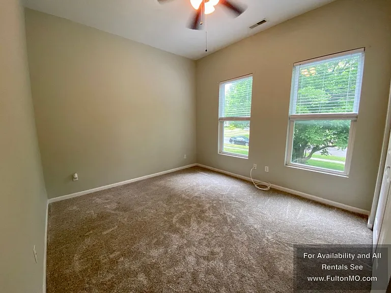 821 Court St #A — Photo 2