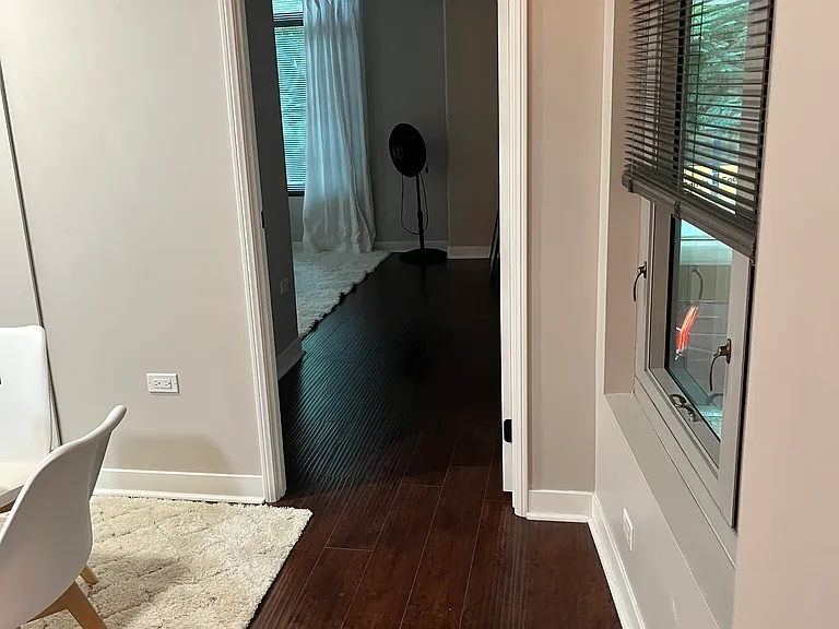 425 W Beech St #206 — Photo 12