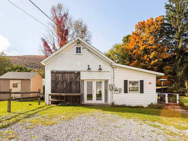 76 Spruceton Rd — Photo 32