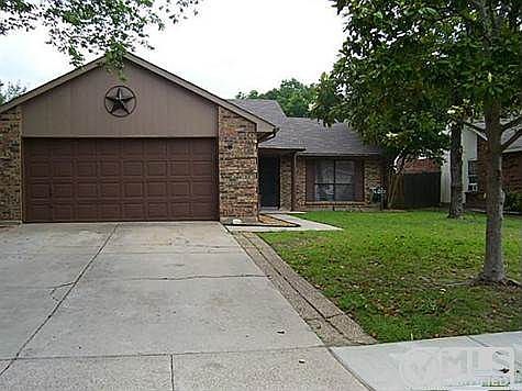 1st image of 810 Camino Ct