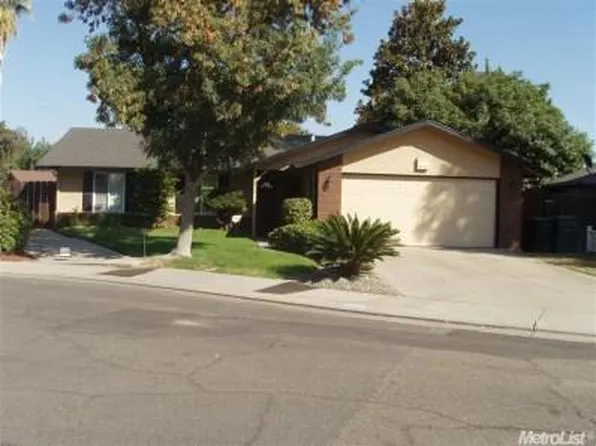 3912 Shawntele Way, Modesto, CA 95356